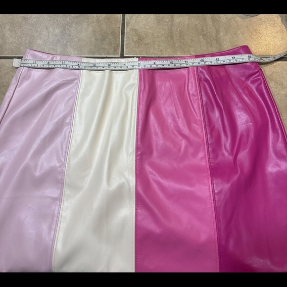 Pink Colorblock Faux Leather Colorblock Skirt Large - Picture 10 of 11